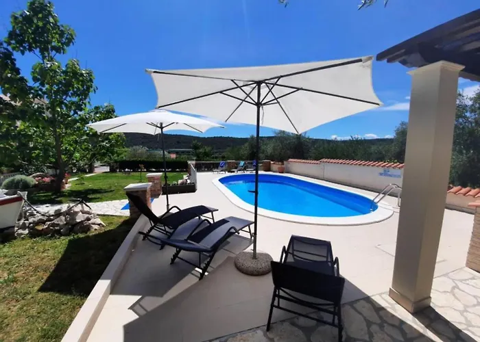 One Bedroom With Terrace A1 Kampor