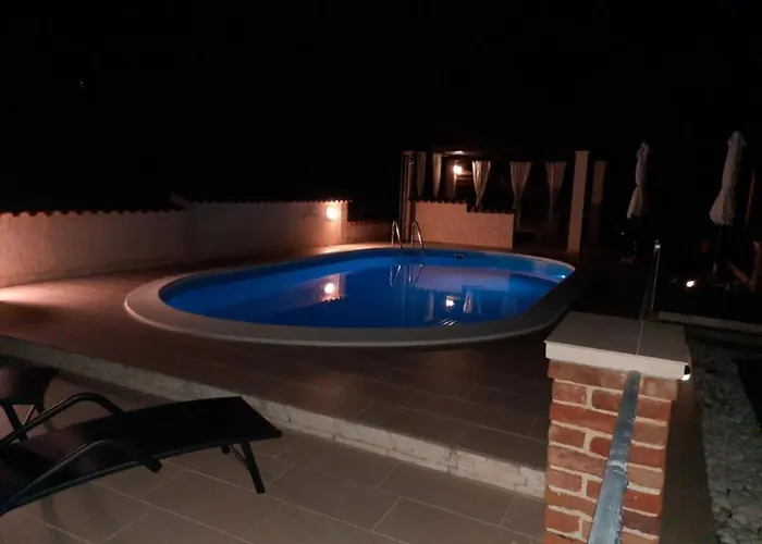 One Bedroom With Terrace A1 *