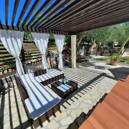 Apartman One Bedroom With Terrace A1